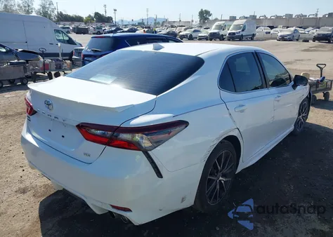 2023 Toyota Camry Se z USA, uszkodzony, nr VIN 4T1G11AK7PU741195